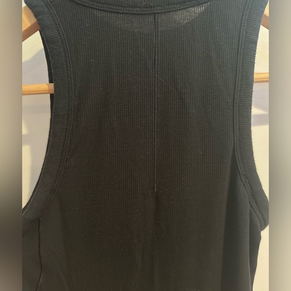 Lululemon Tank - Picture 5 of 5